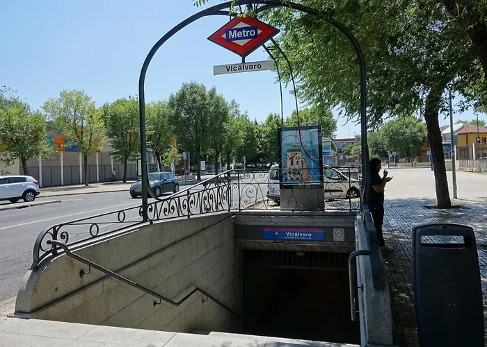 Comodo Y Tranquilo A 2 Minutos Del Metro